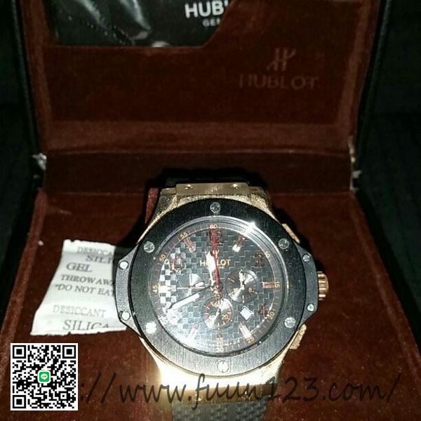 ウブロ ビッグバン 黒×ゴールド HUBLOT-2015061213 格安出品 全然綺麗です スーパーコピー